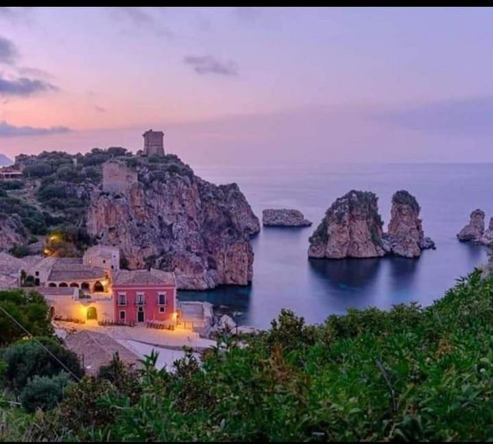 Golden House Daire Castellammare del Golfo Dış mekan fotoğraf